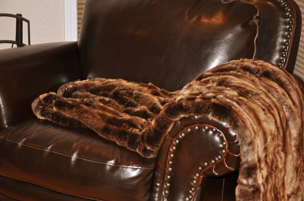 The 10 Best Faux Fur Blankets Of 2024 Rhythm Of The Home   Best Faux Fur Blankets 