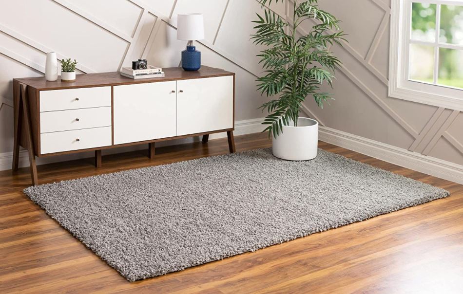 The 15 Best Area Rugs Of 2024 Rhythm Of The Home   Unique Loom Solo Solid Shaq Collection Area Modern Plush Rug Lush 