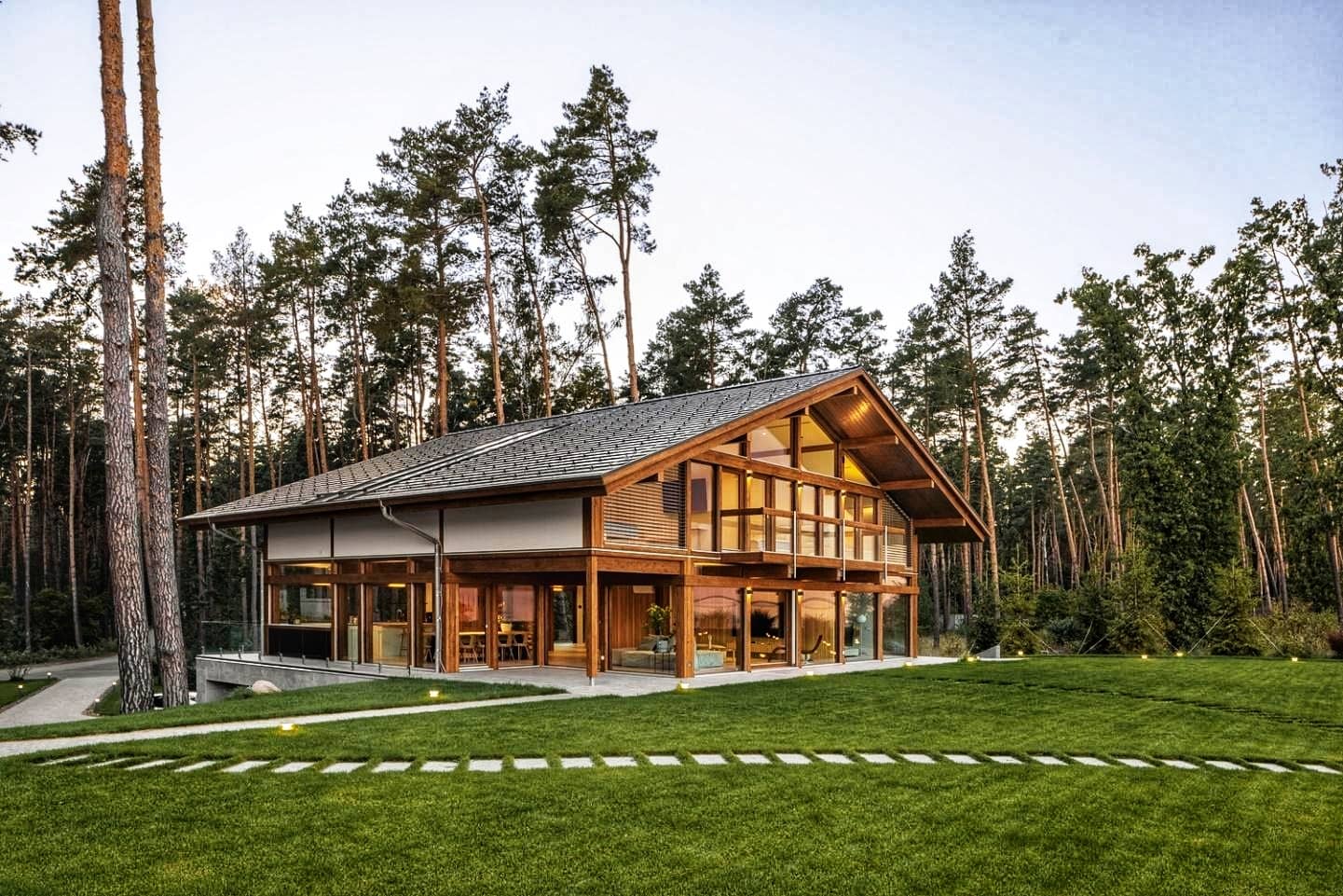 10 Impressive Chalet Style Homes - Rhythm of the Home