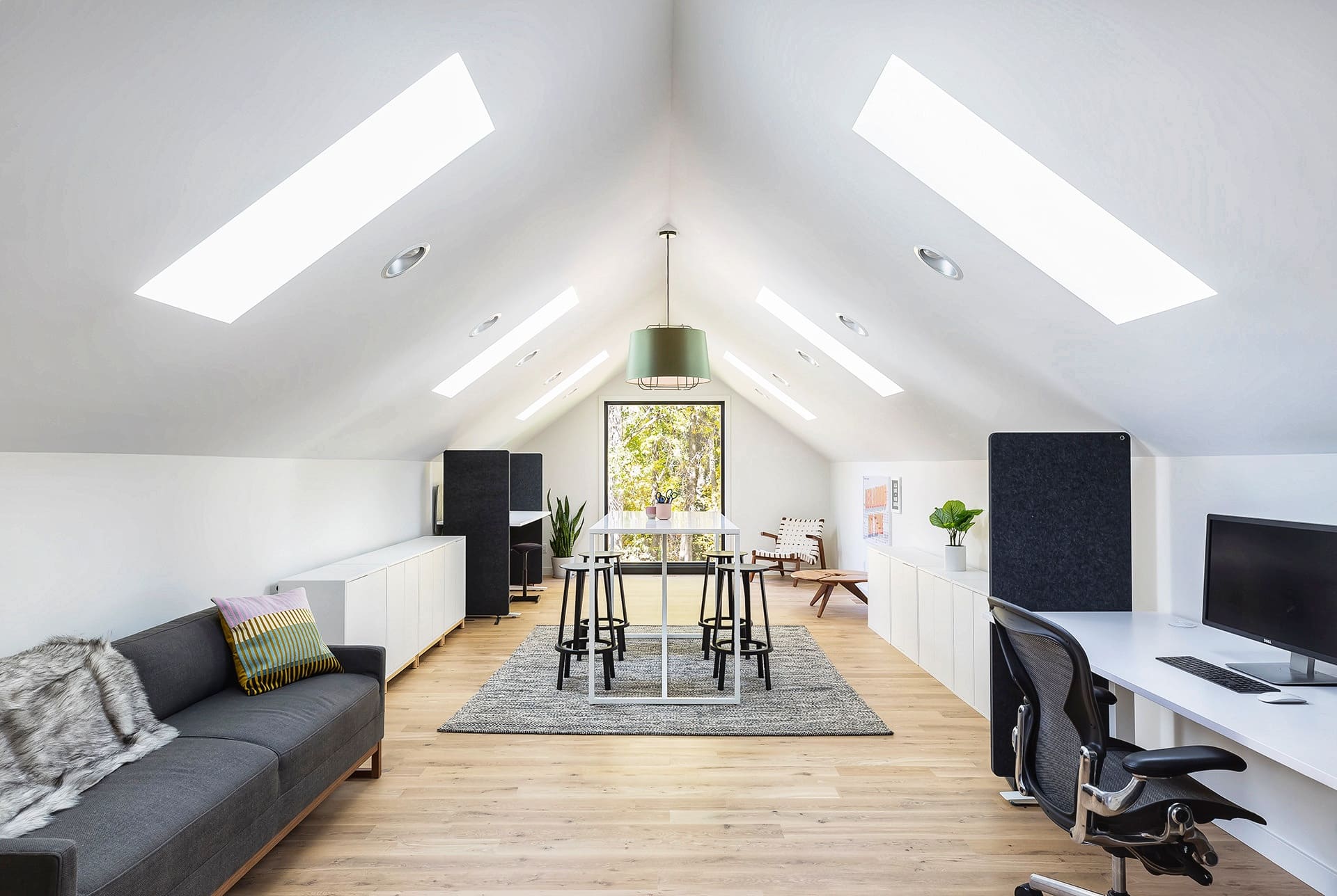 Should You Have a Couch in Your Office? - Rhythm of the Home