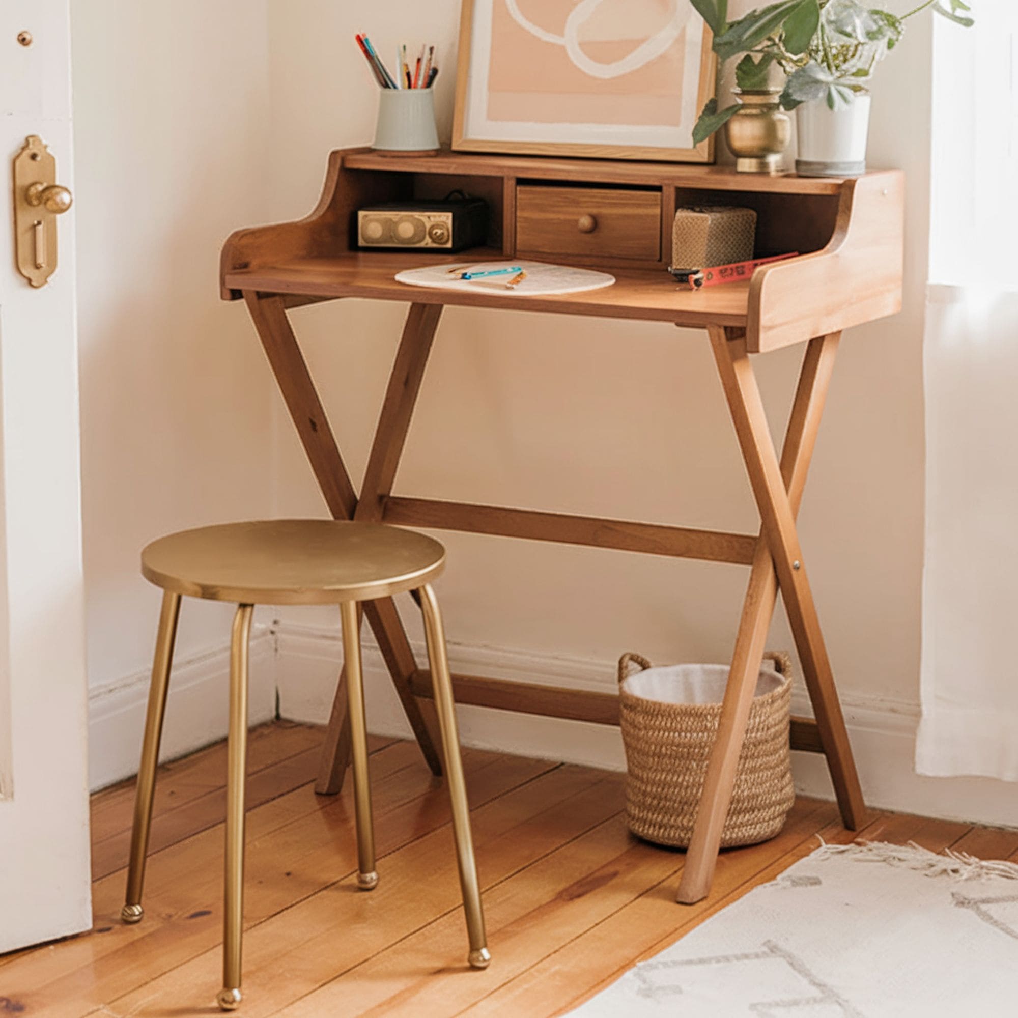 Traditional Writing Desk