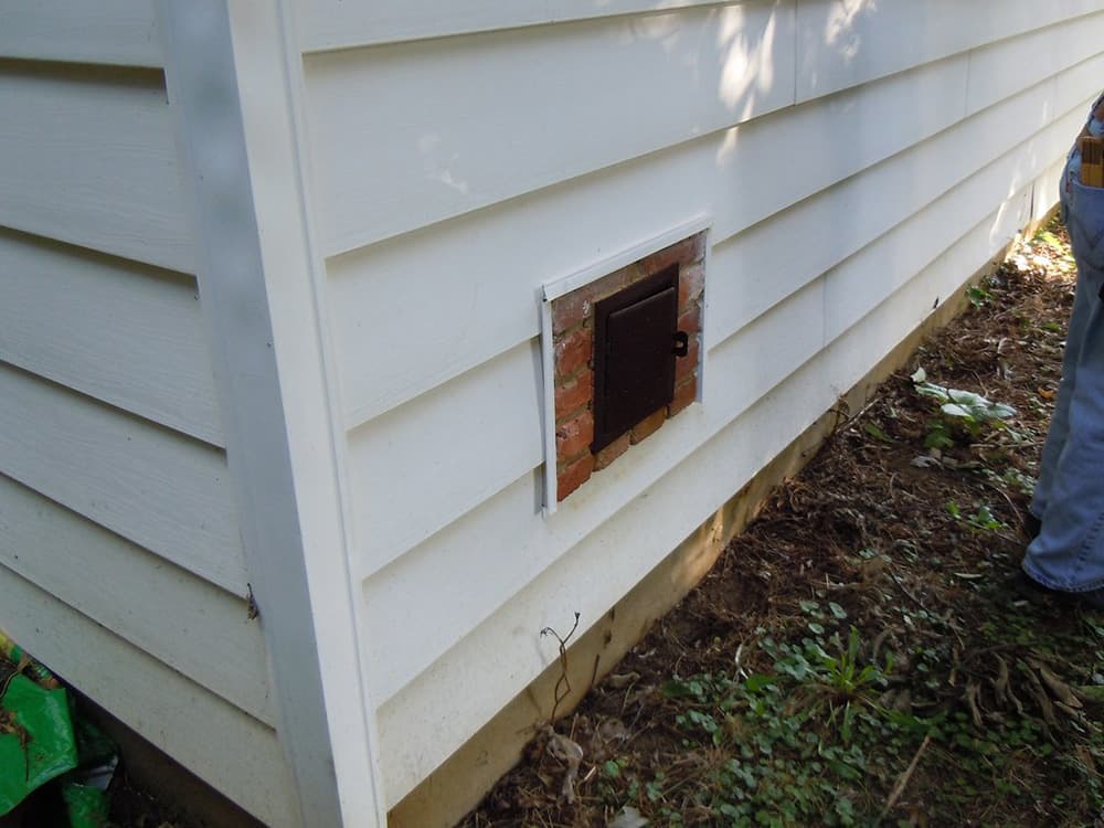 Solved! How to Clean Vinyl Siding? 3 Methods