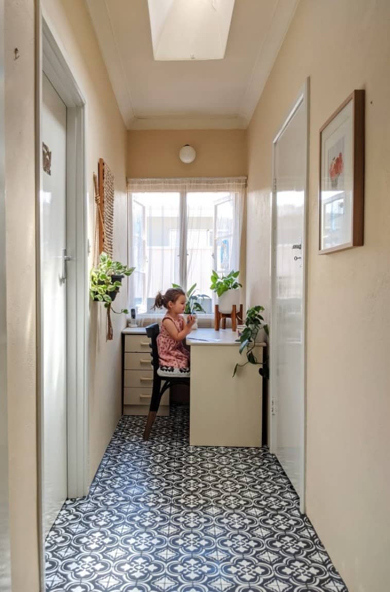 12 Fantastic Stenciled Concrete Floor Ideas