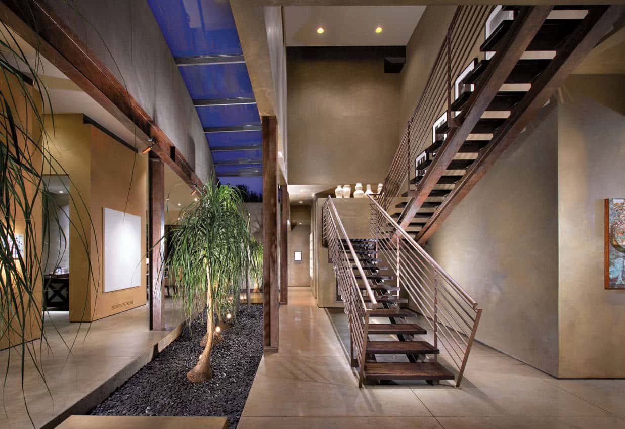 8 Grandiose Home Atrium Ideas