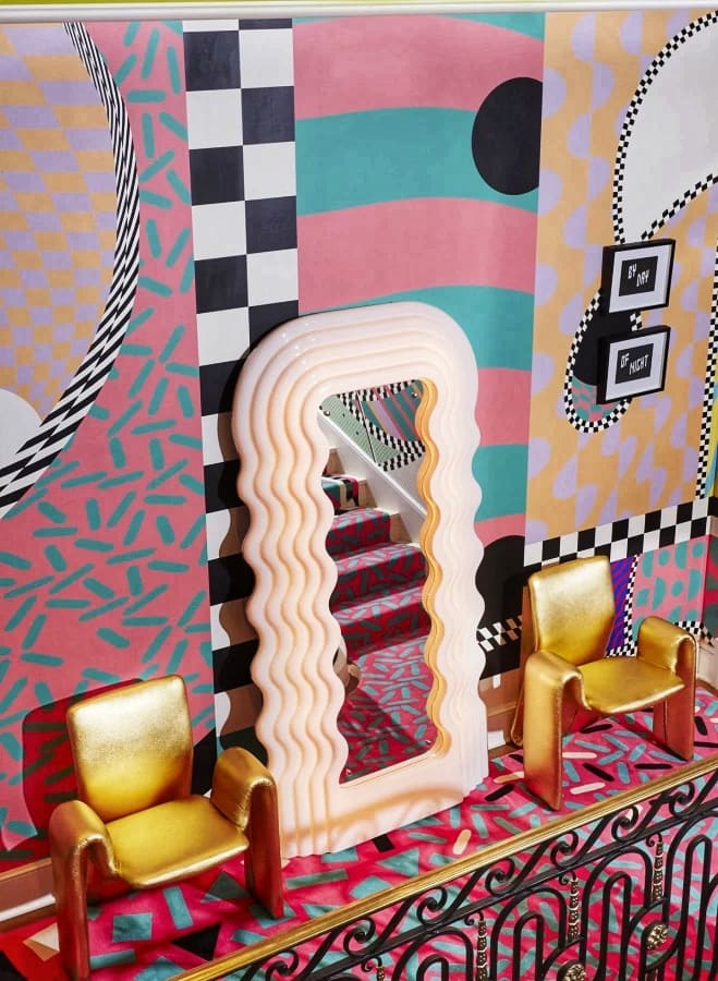 Curvy Mirror Memphis Group Design