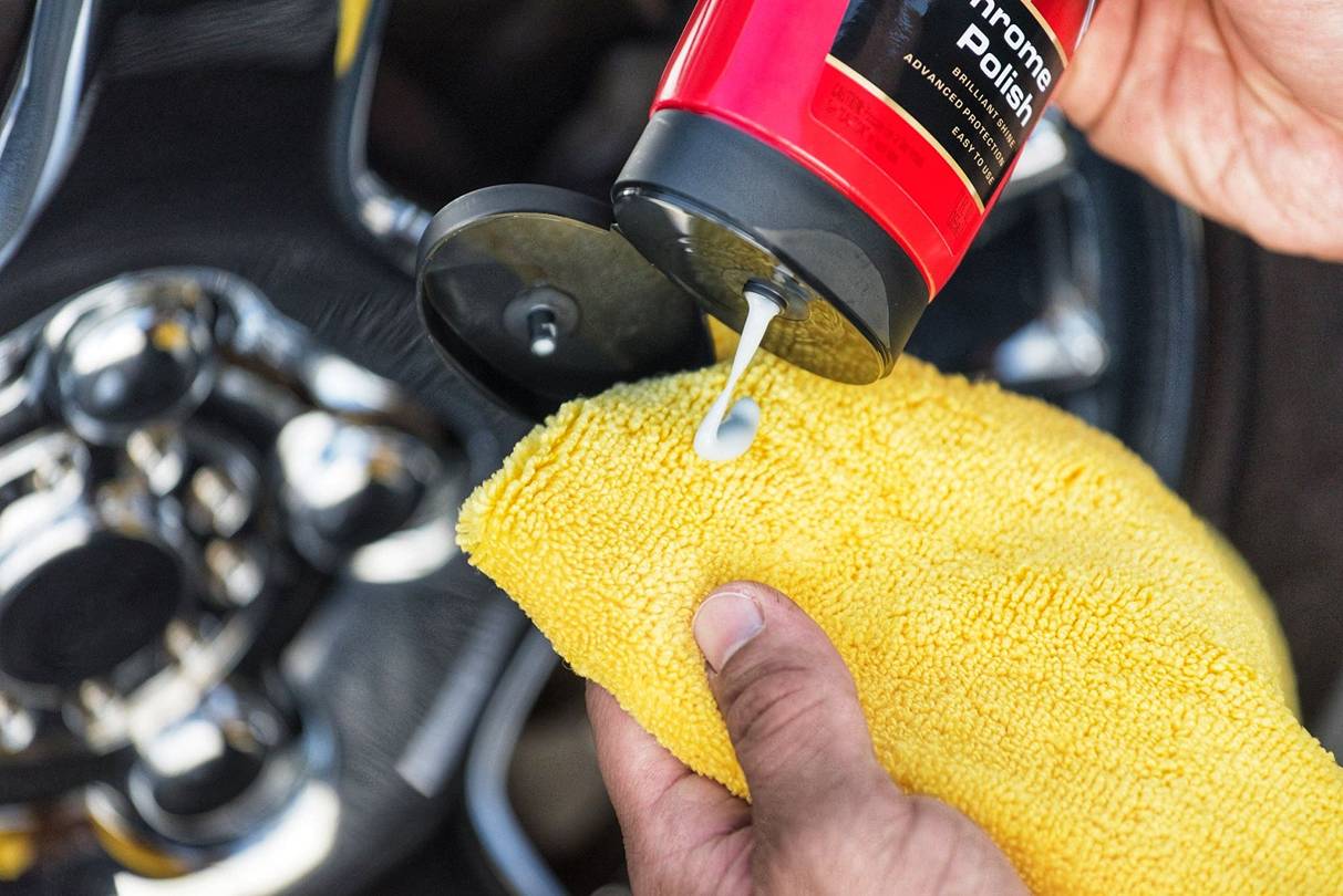 Commercial Chrome Polish