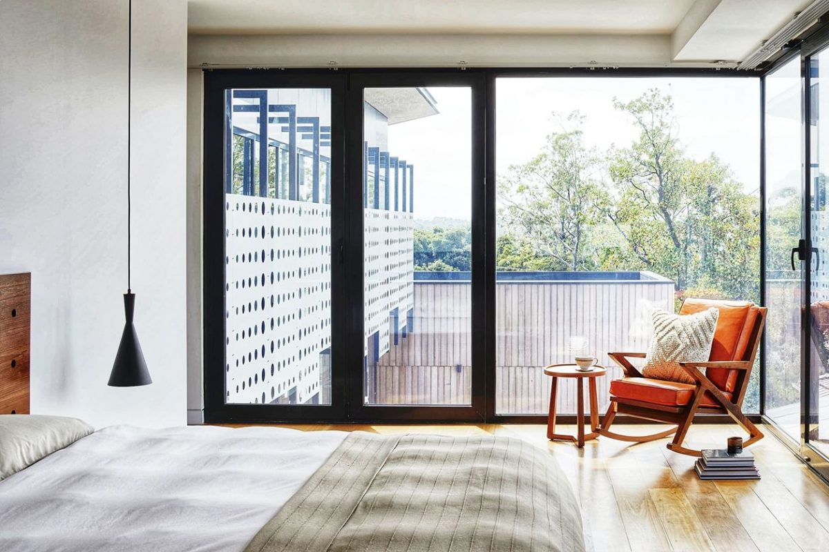 How to Install a Sliding Screen Door? 8 Steps With Images