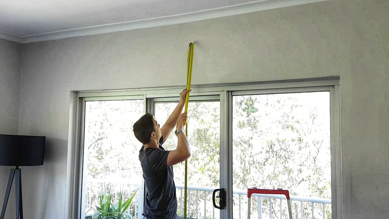 Placing Curtain Rod