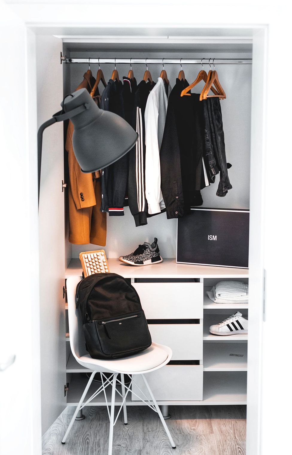 How to Install an Adjustable Closet Rod? (9 Steps With Images)