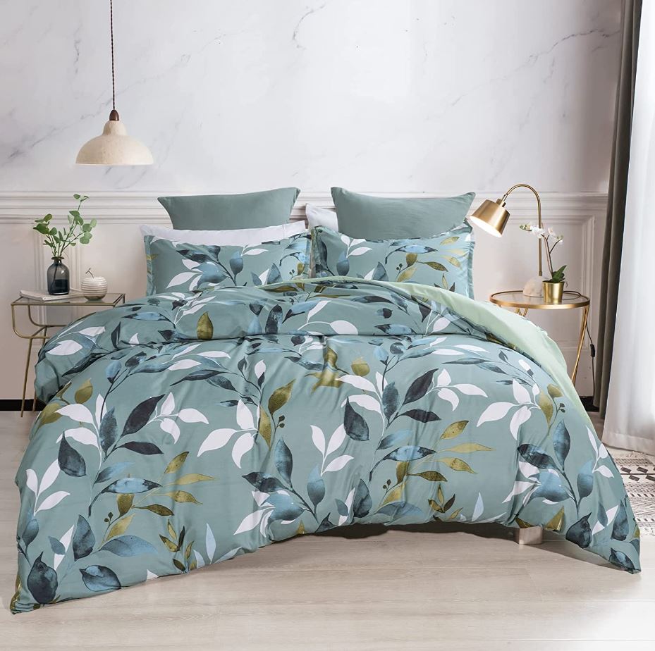 Soft Green Duvet Cover With Leaves
