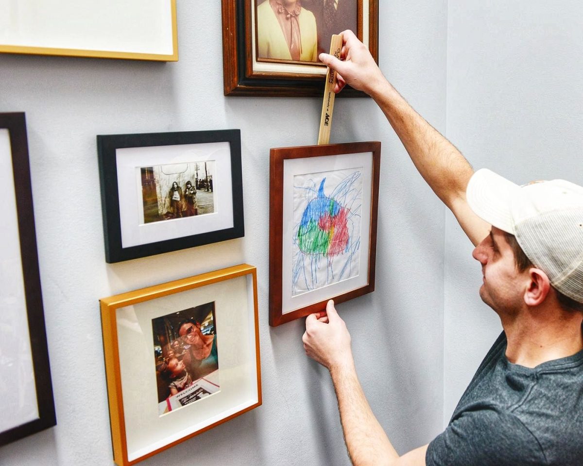 5 Easy Ways to Hang Heavy Things Without Using Nails