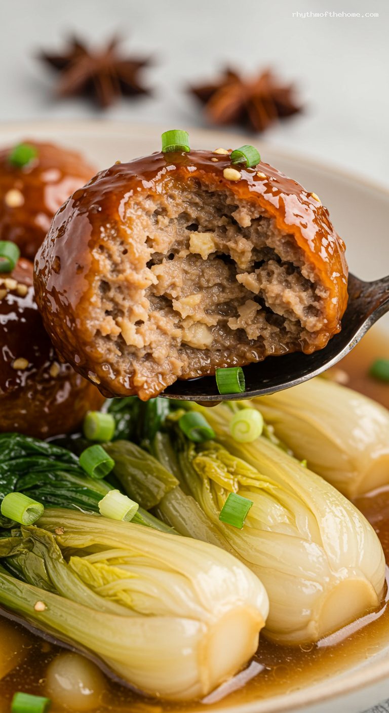 Lion’s Head Meatballs with Napa Cabbage – Closeup