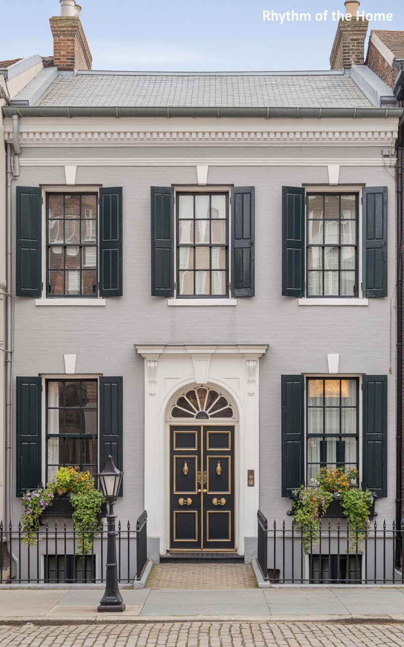 The Urban Sophistication of a Townhouse Federal Home